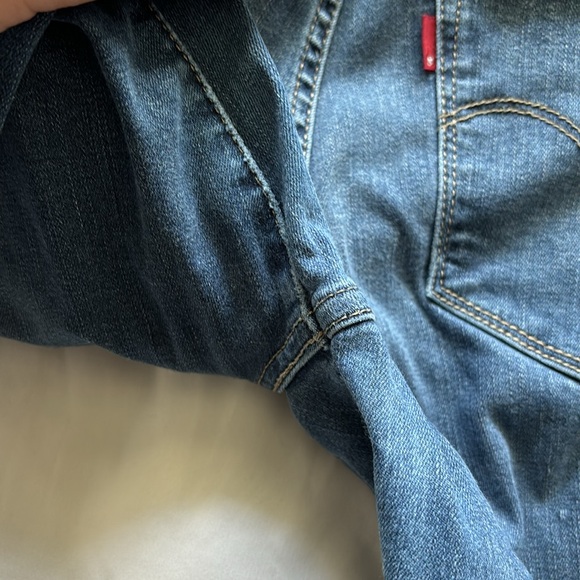 Levi Super Skinny Stretchy Jeans Size 30 - Picture 3 of 8